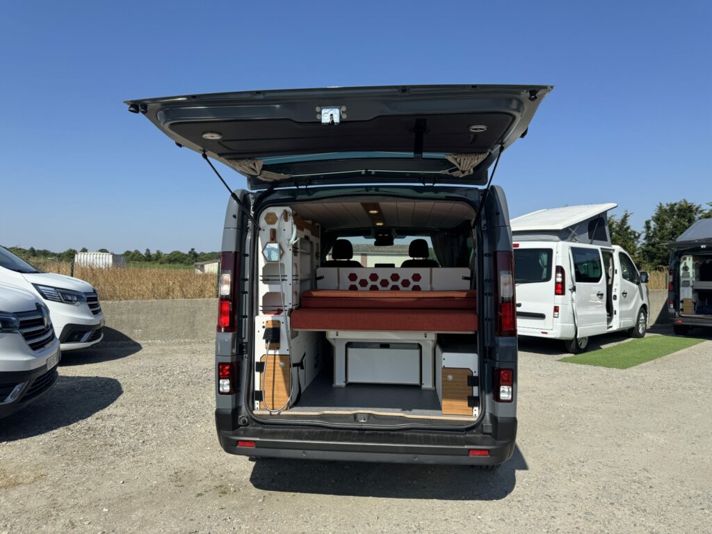 794-150ch-auto-est-ctte-2pl-nantes-occasion-10-3