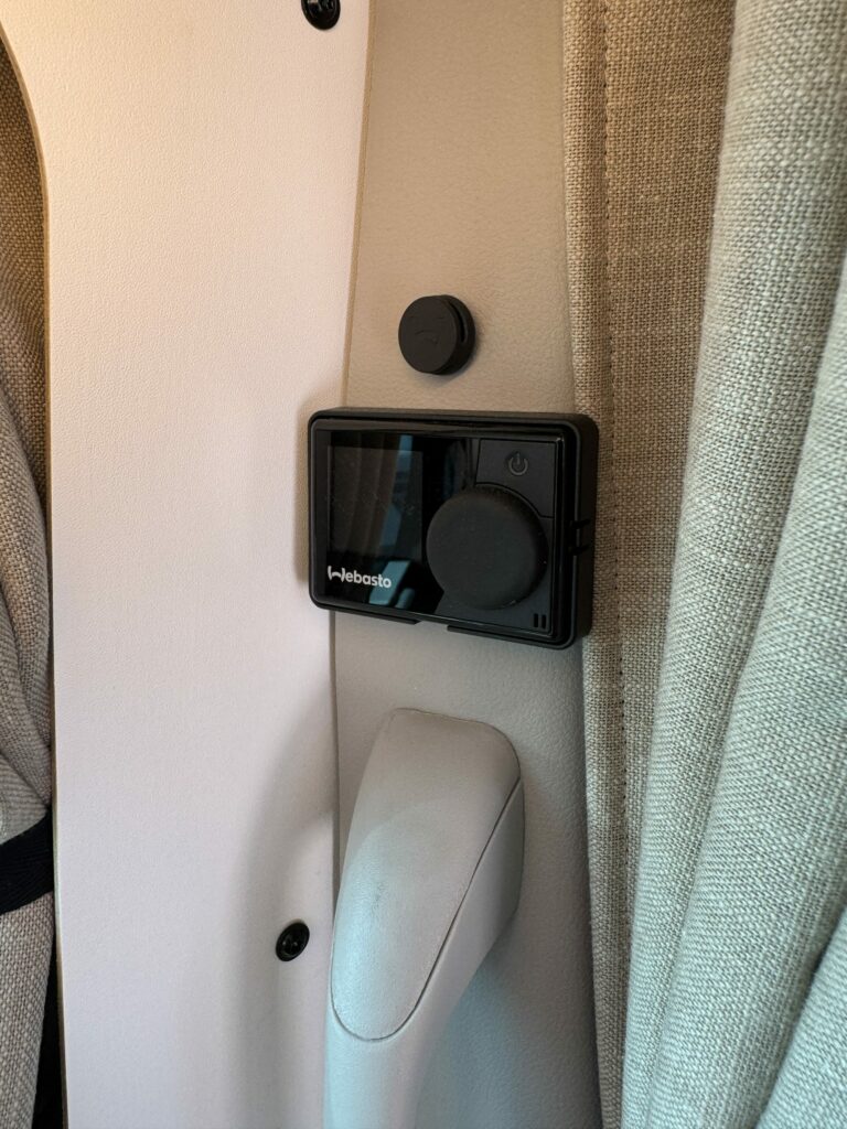 794-150ch-auto-est-ctte-2pl-nantes-occasion-9-rotated-4