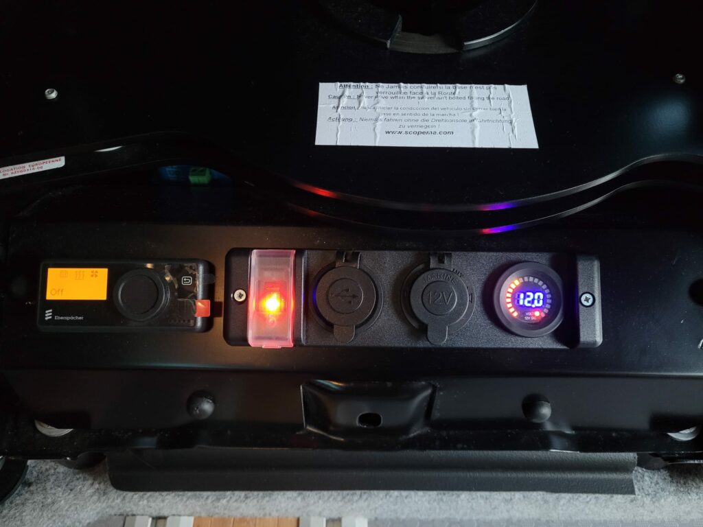 ref-595-renault-150-ch-boite-manuelle-4-5-places-finition-grand-confort-pack-visibilite-pack-easy-park-plus