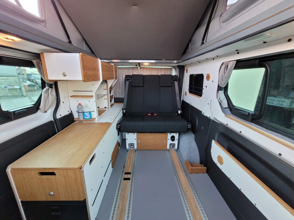 ref-595-renault-150-ch-boite-manuelle-4-5-places-finition-grand-confort-pack-visibilite-pack-easy-park-plus