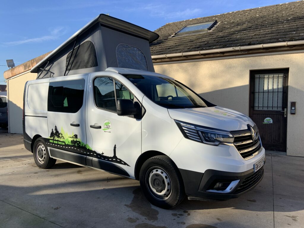 ref-595-renault-150-ch-boite-manuelle-4-5-places-finition-grand-confort-pack-visibilite-pack-easy-park-plus