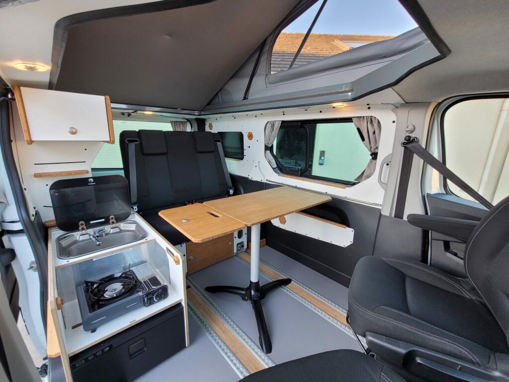 ref-595-renault-150-ch-boite-manuelle-4-5-places-finition-grand-confort-pack-visibilite-pack-easy-park-plus