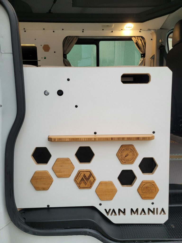 ref-494-renault-trafic-150ch-bvm-grand-confort-blanc-paris