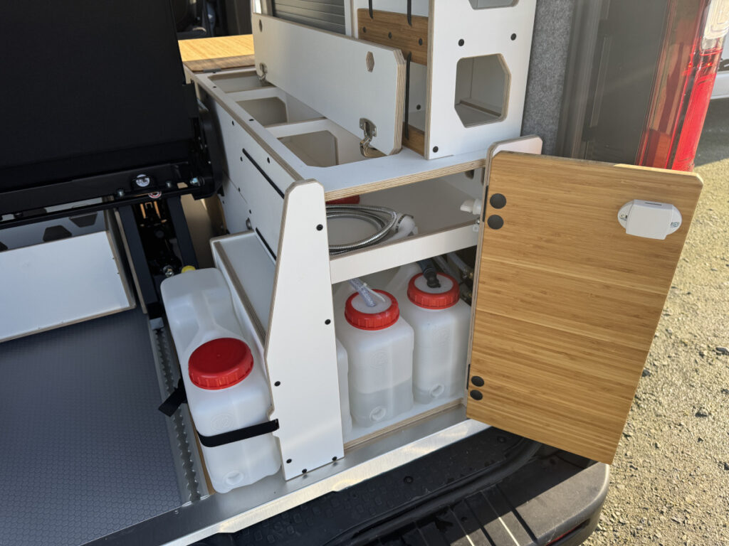 acheter-van-neuf-nantes-ref-305-15-1-1