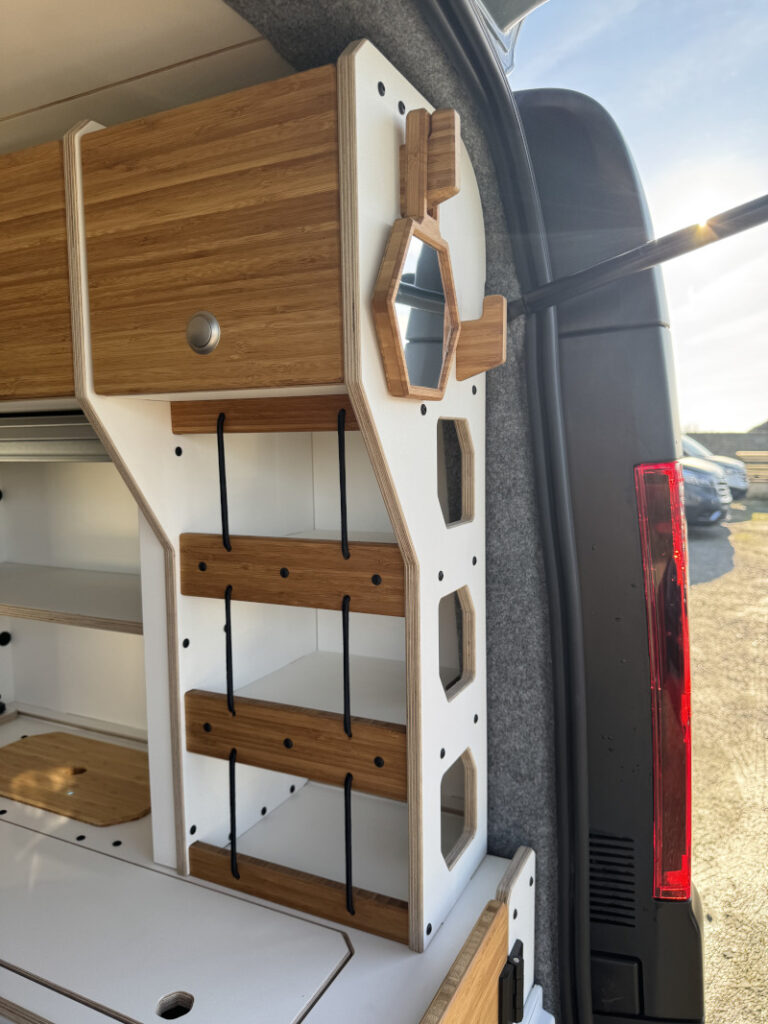 acheter-van-neuf-nantes-ref-305-9-1-1