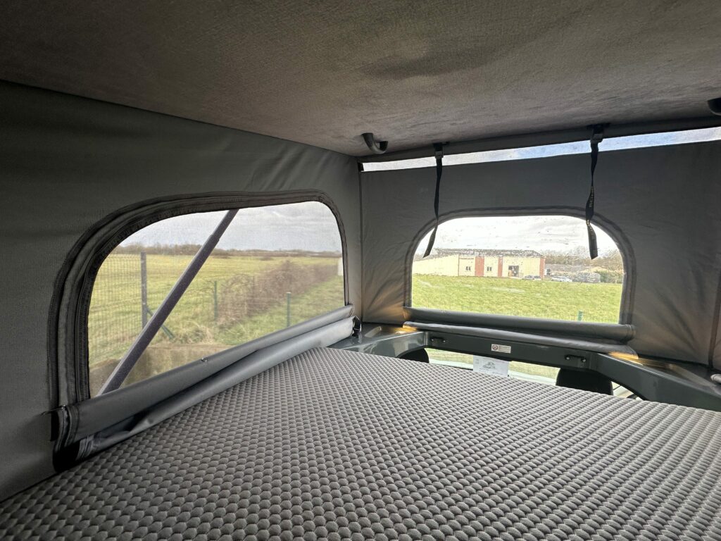 ref-693-van-neuf-renault-trafic-150-ch-boite-auto-grand-confort-pack-visivilite-pack-easy-park-plus-nantes