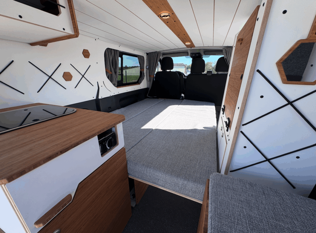746-renault-trafic-van-amenage-3-places-p4-1