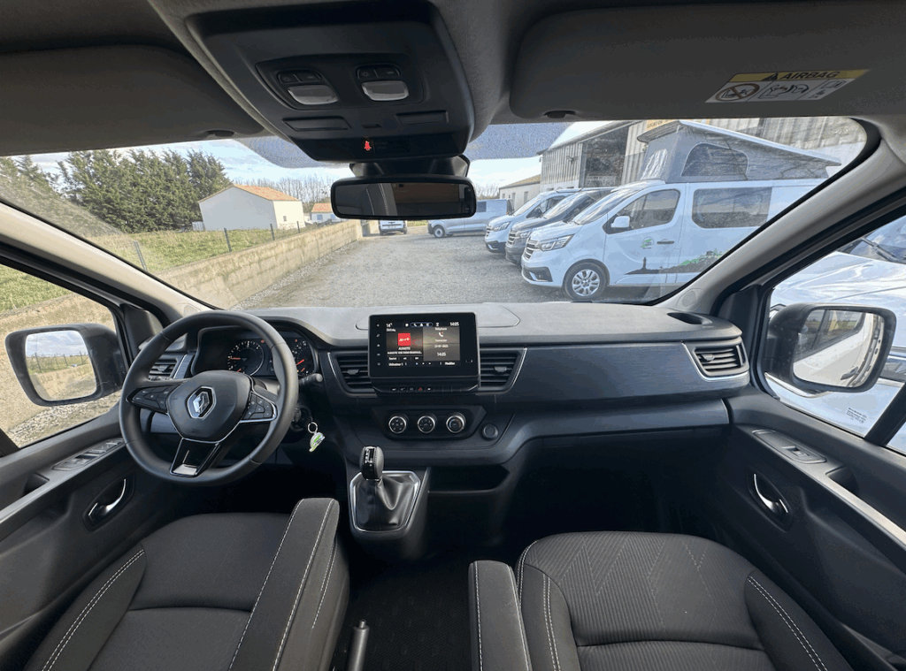 799-renault-trafic-van-amenage-4-places-p2-5