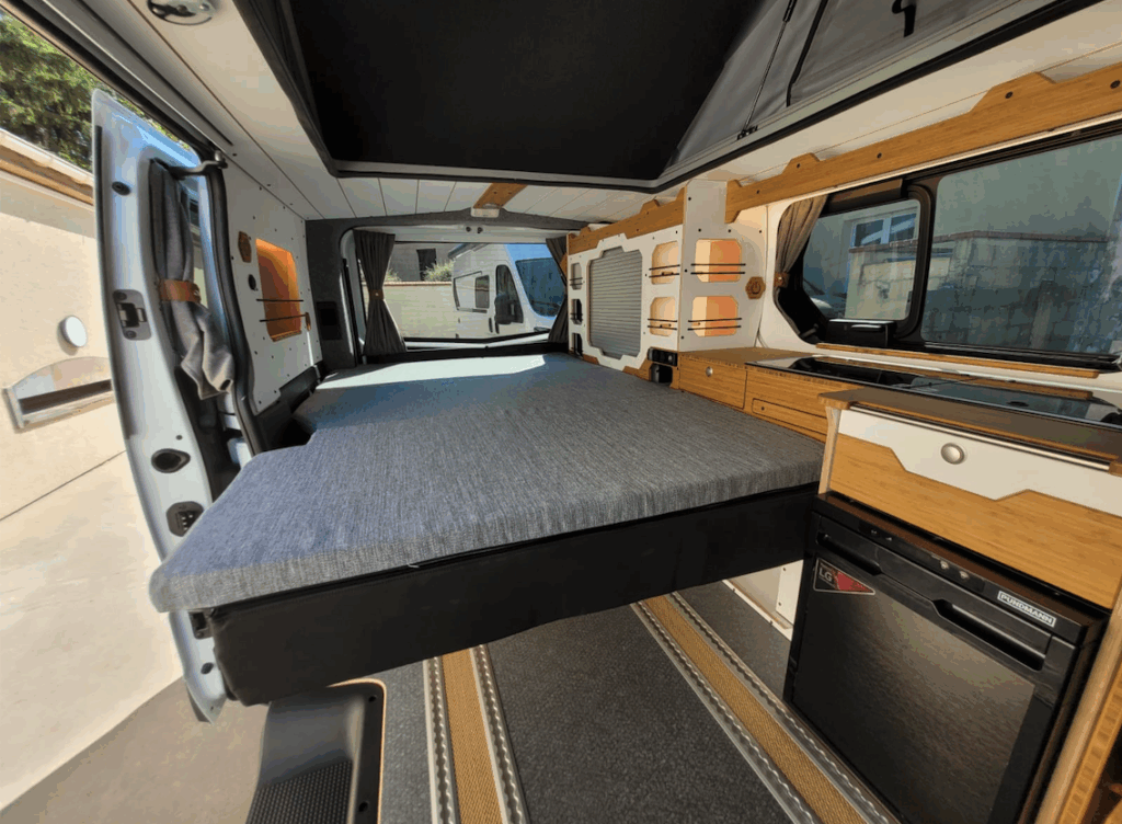 van-amenage-5-places-959-12-1