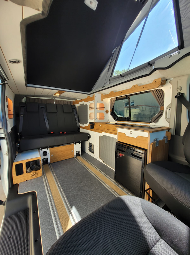 van-amenage-5-places-959-4-1