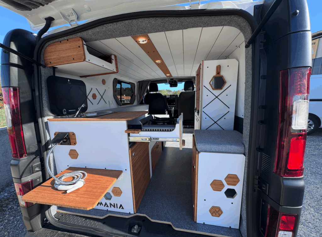 van-amenage-van-mania-freedom-camper-895-5-5